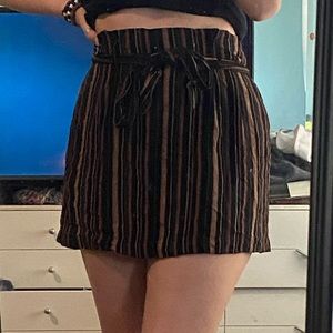 Striped Loose Fitted Skirt with matching Belt/Tie